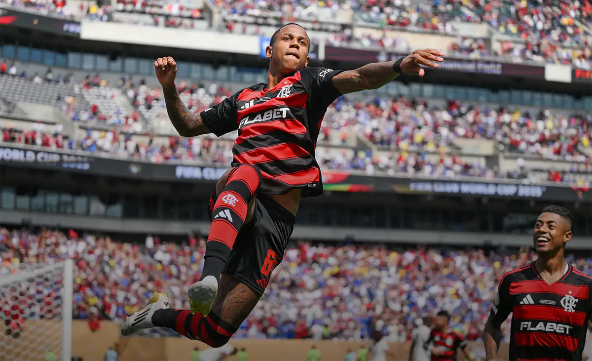 Wallace-Yan-scores-Flamengo-Chelsea-foto-Getty-Images.webp