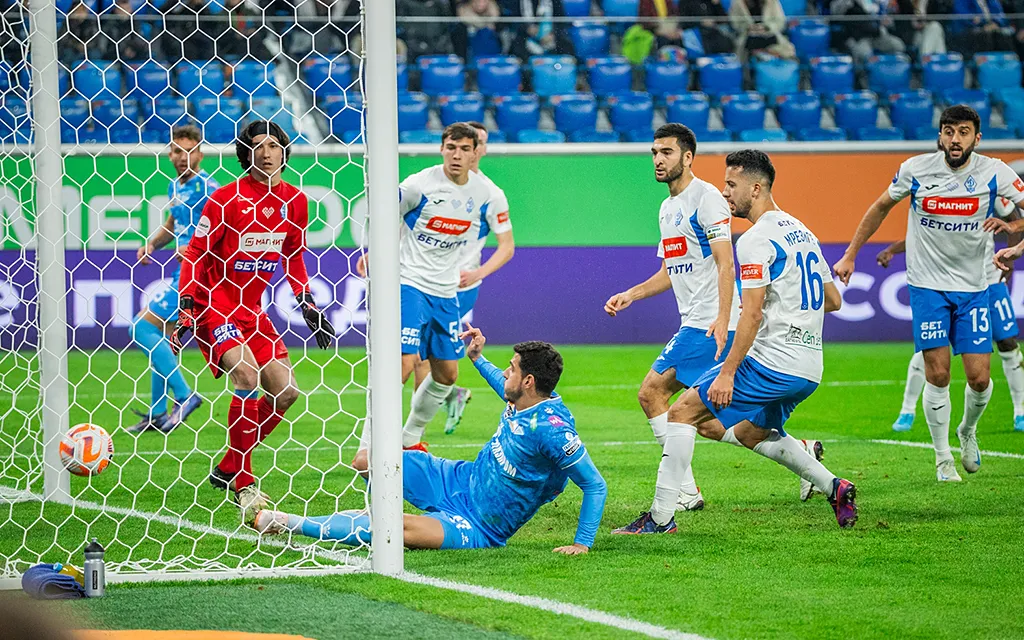 Зенит - Динамо Мх, ФК Зенит3.webp