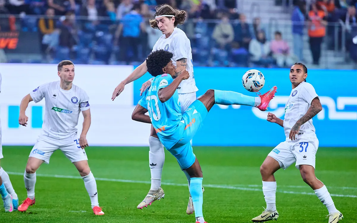 Zenit-Orenburg-FC-Zenit3.webp