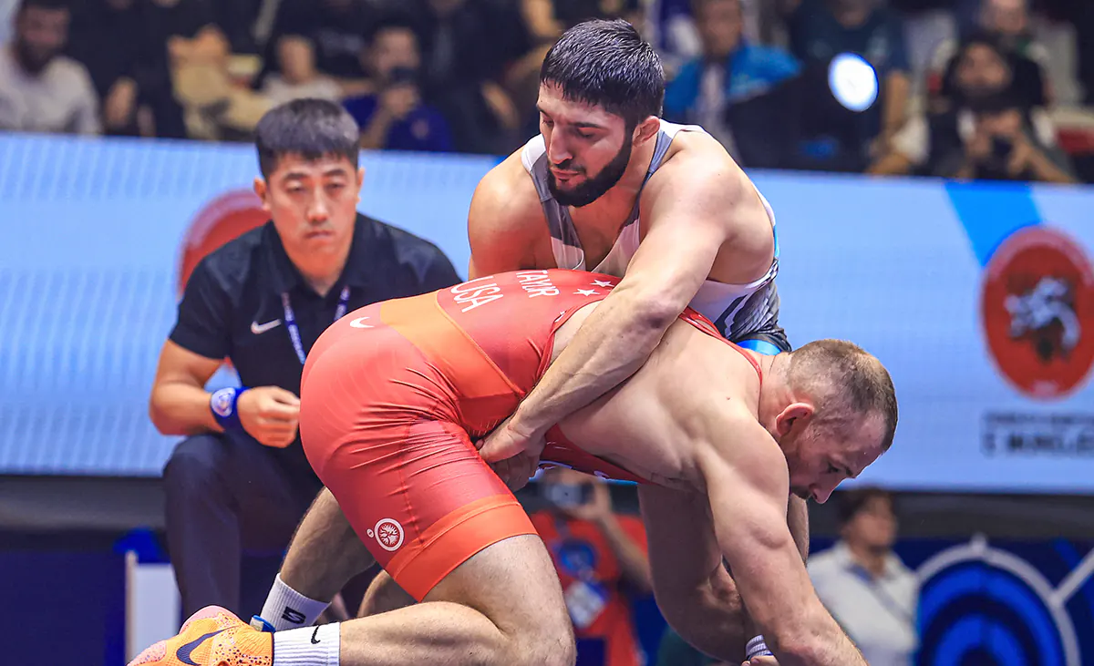 abdulrashid-sadulaev-devid-teylor-foto-UWW.webp