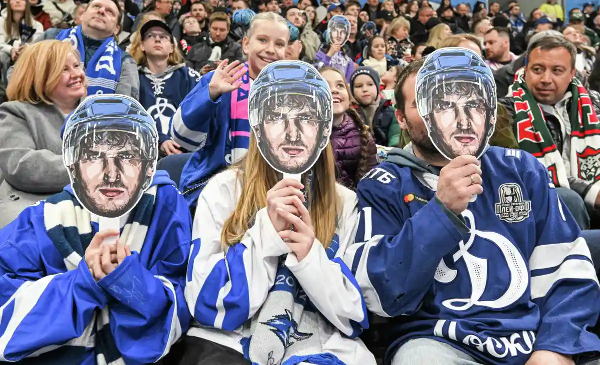 aleksandr-ovechkin-dinamo-bolelshchiki-foto-ria-novosti.webp