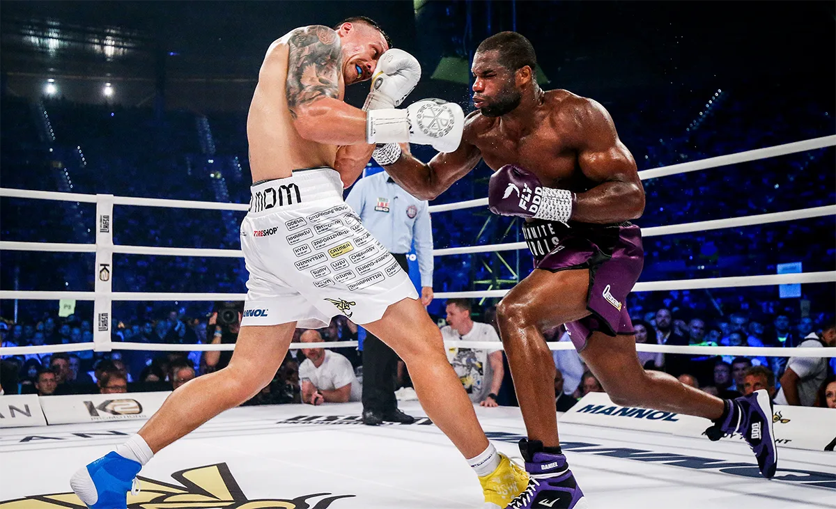 aleksandr-usik-daniel-dyubua-foto-Getty-Images-00002.webp