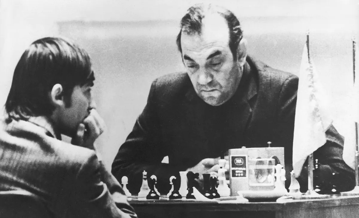 anatoliy-karpov-viktor-korchnoy-foto-Getty-Images.webp