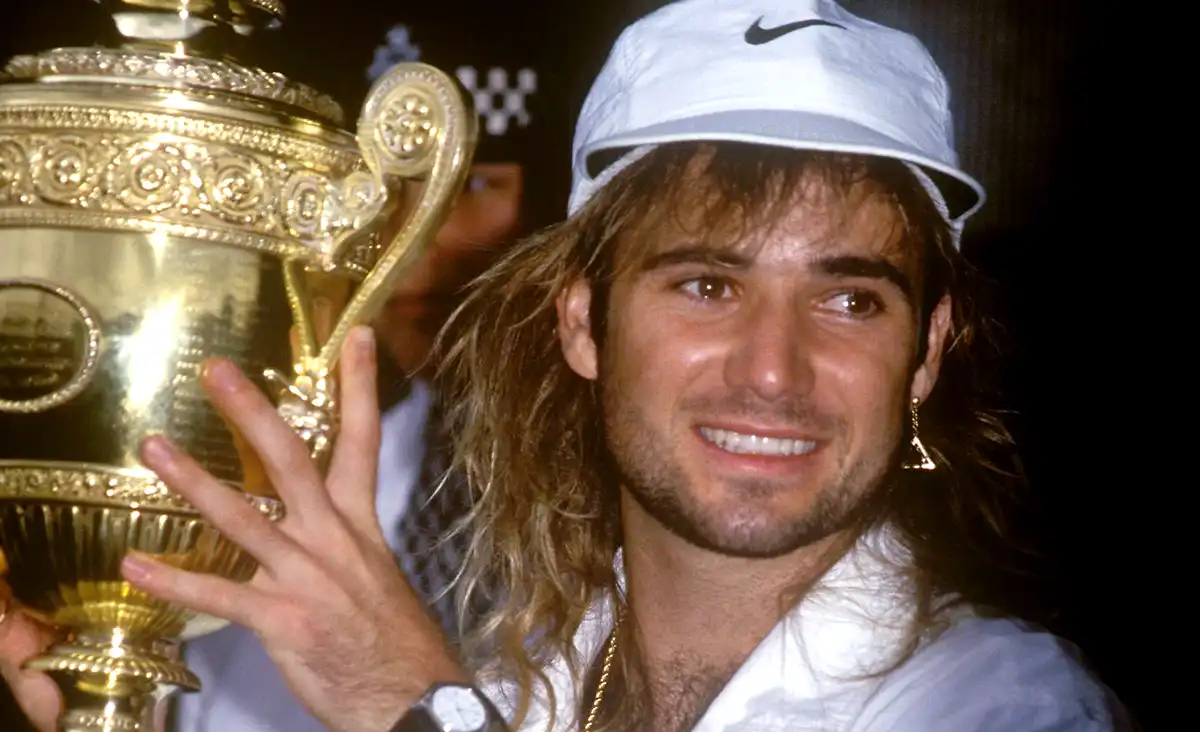 andre-agassi-uimbldon-1992-foto-Getty-Images.webp