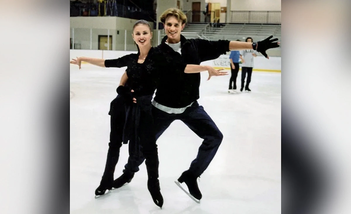 anna_semenovich_i_roman_kostomarov_foto_socseti_anny_semenovich (2).webp