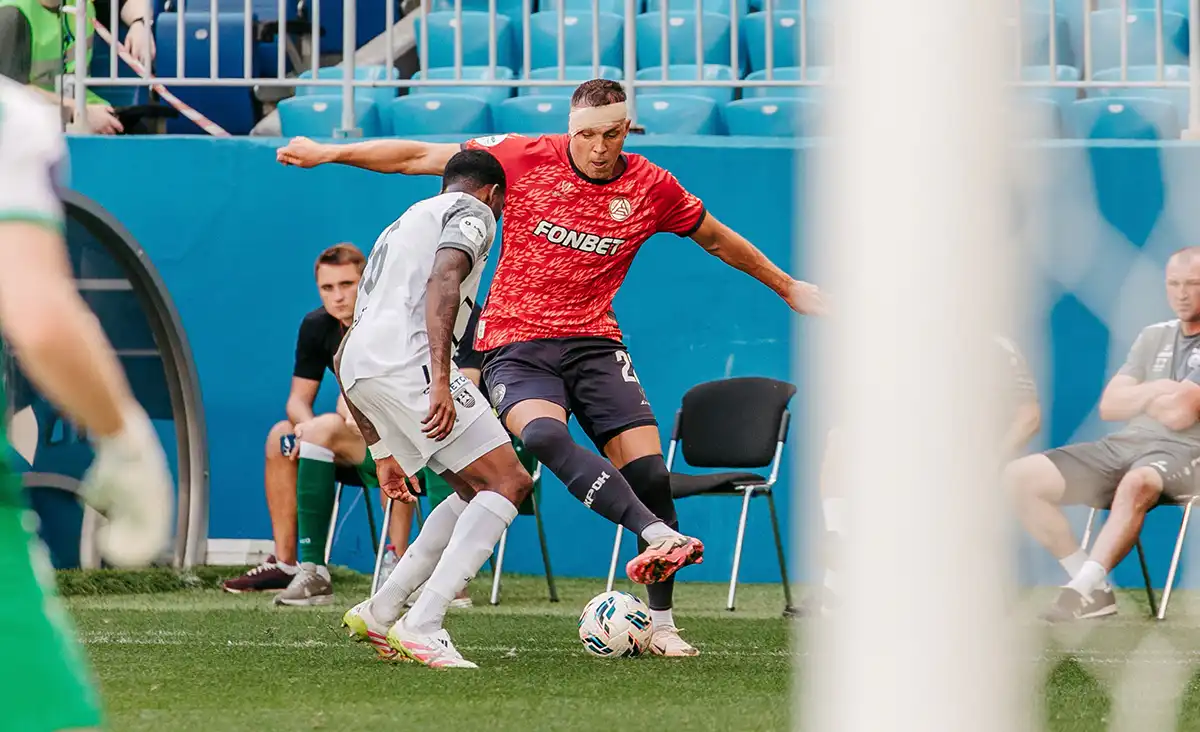 artem-dzyuba-foto-fk-akron-00004.webp