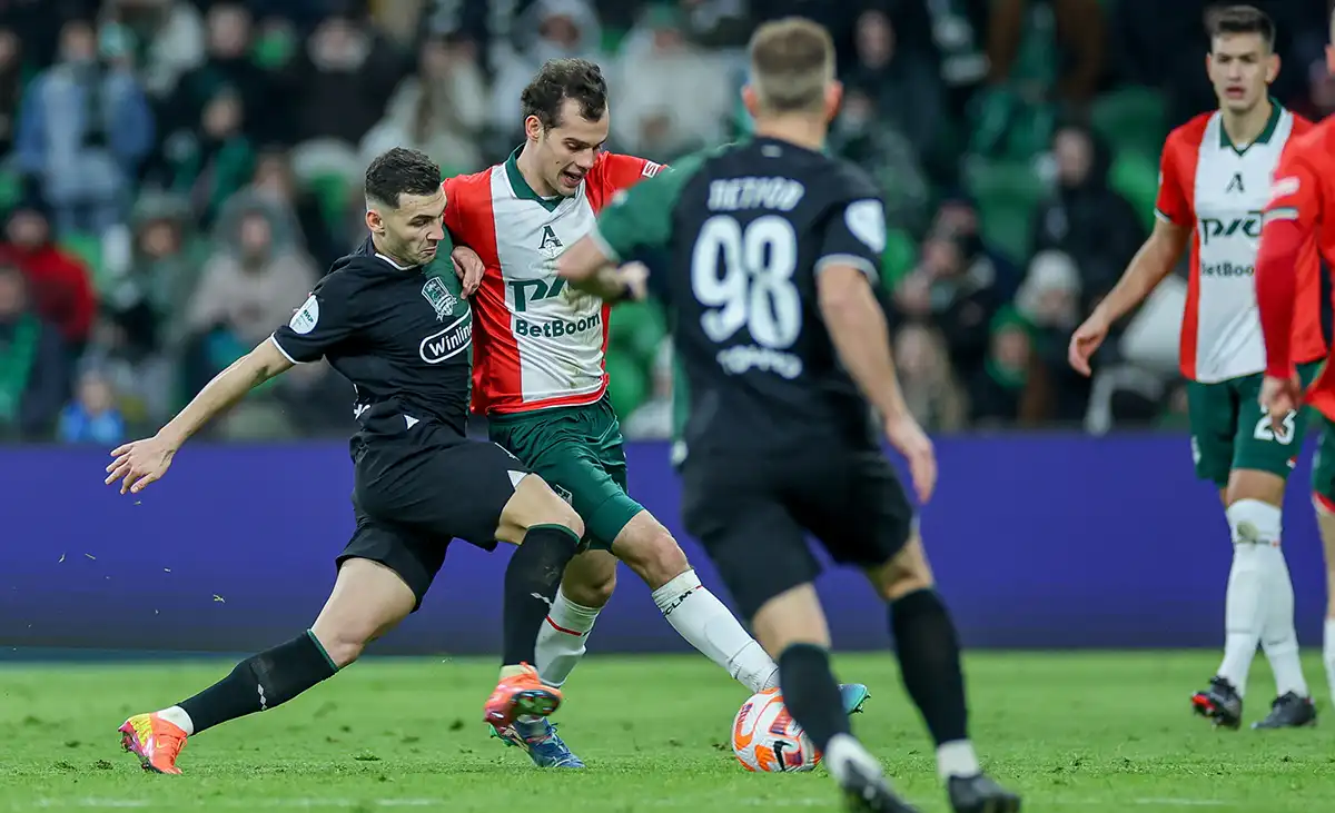 artem_karpukas_eduard_spercyan_krasnodar_lokomotiv_foto_fk_lokomotiv.webp