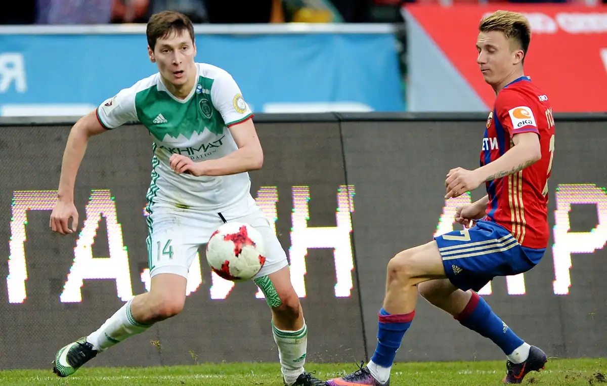 daler_kuzyaev_i_aleksandr_golovin_terek_cska_foto_ria_novosti.webp