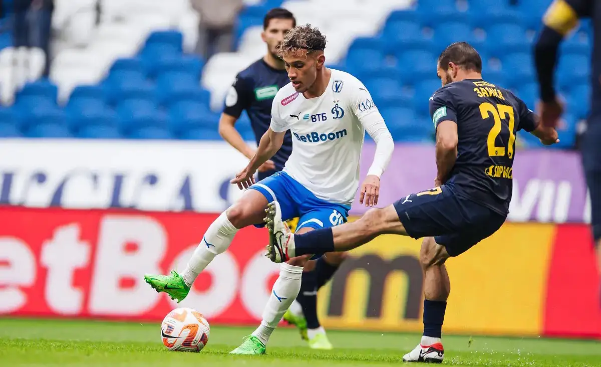 dinamo-sochi-foto-fk-dinamo-moskva.webp