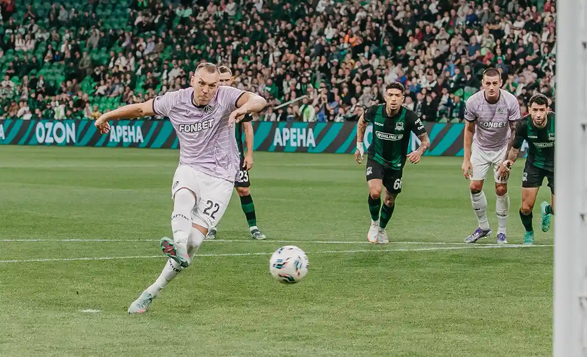 dzyuba-foto-fk-akron.webp