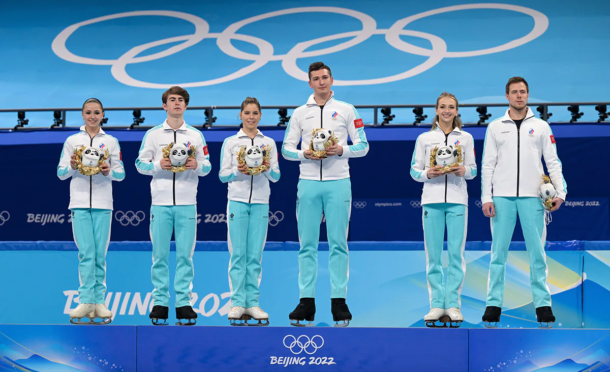 kamila_valieva_mark_kondratyuk_anastasiya_mishina_i_aleksandr_gallyamov.webp