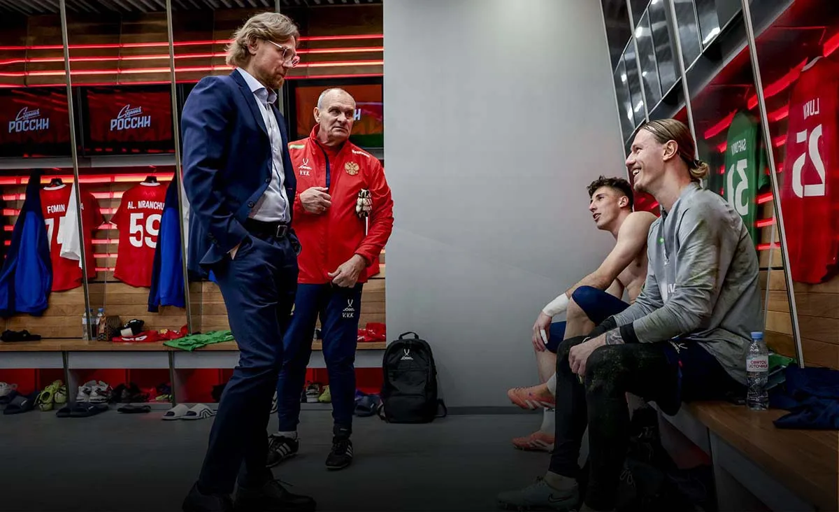 Карпин устал от ошибок Сафонова. Теперь Матвея мы и в сборной не увидим?