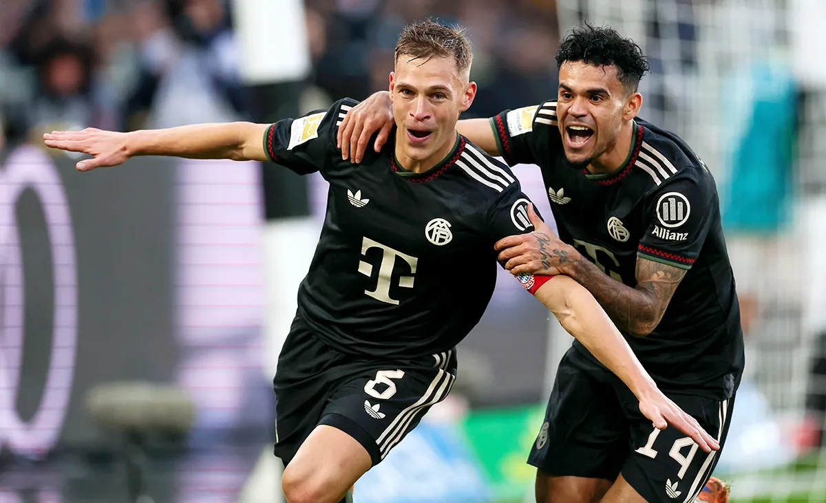 Rahbarning mushukini yalang Jismoniy mashqlar qilayotgan seksual qizlar