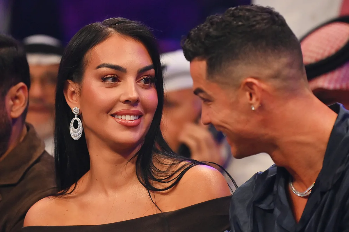 Золушка дождалась! Роналду позвал Джорджину замуж после девяти лет отношений