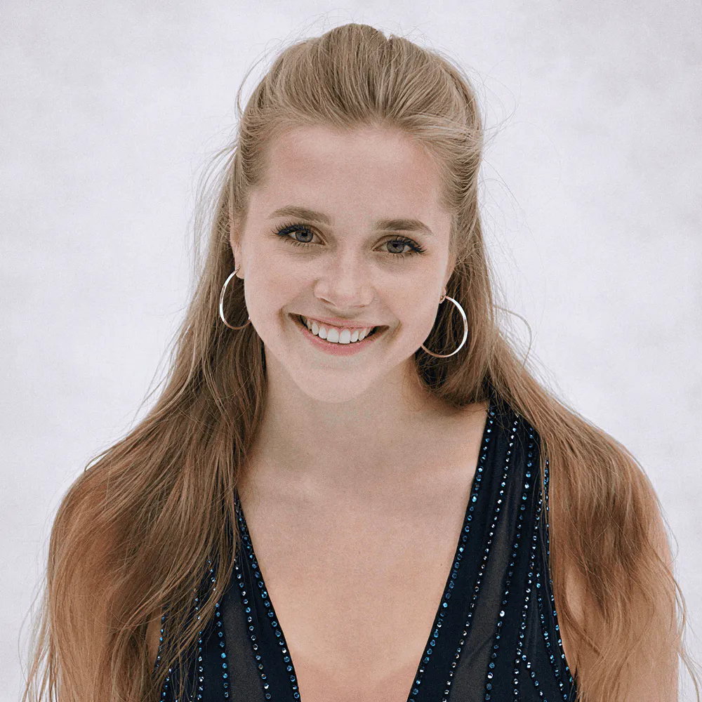 Елена Радионова