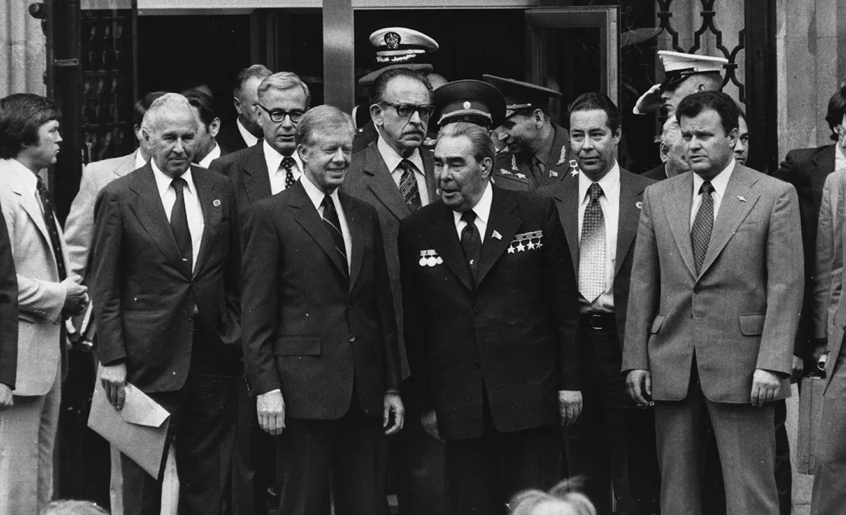 leonid-brezhnev-dzhimmi-karter-foto-Getty-Images.webp