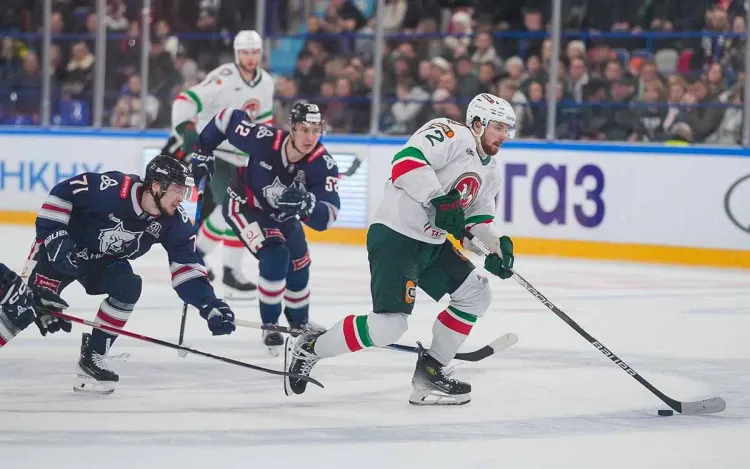 Прогноз на матч «Ак Барс» — «Нефтехимик». Оправдает казанский клуб статус фаворита?