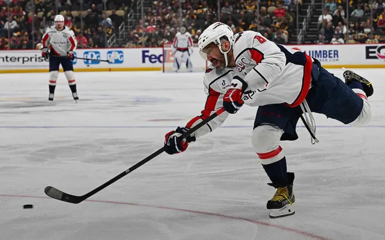 Не отпускайте в Россию — пусть играет до 60 лет. Овечкин снова удивил американцев