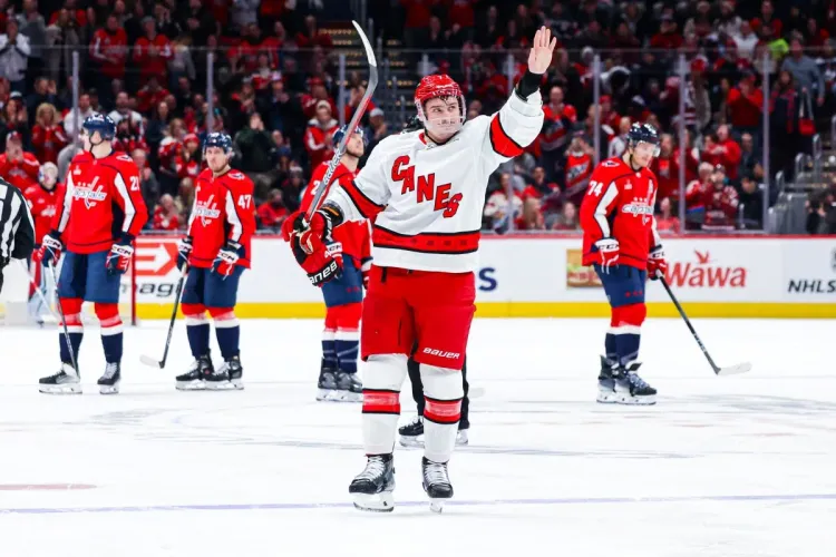  Орлов добил «Вашингтон» и проявил благородство. Фанаты на трибунах плакали