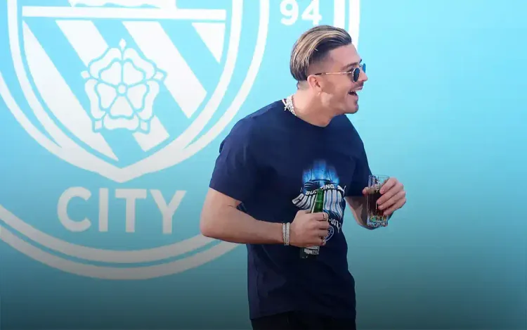 Когда стакан дороже. Самый дорогой игрок «Манчестер Сити» пропил блестящую карьеру