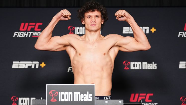 UFC 332: бои Копылова и Пуляева, где смотреть и на что ставить