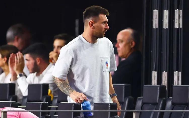 Странные ритуалы и алкоголь от стеснительности. Таким Месси мы ещё не видели