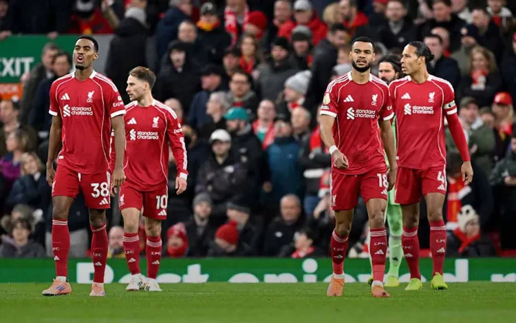 «Ливерпуль» идёт ко дну – у Слота месяц на спасение. «Реал» сенсационно оступается