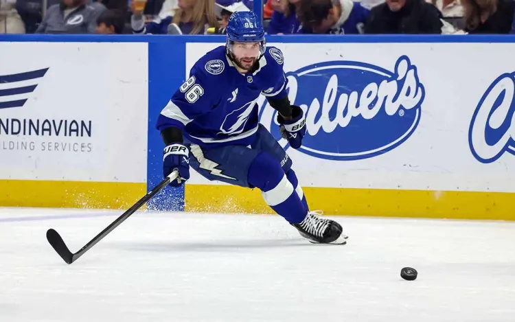 «Филадельфия» — «Тампа». Удастся «лётчикам» дать отпор несокрушимой команде Кучерова?