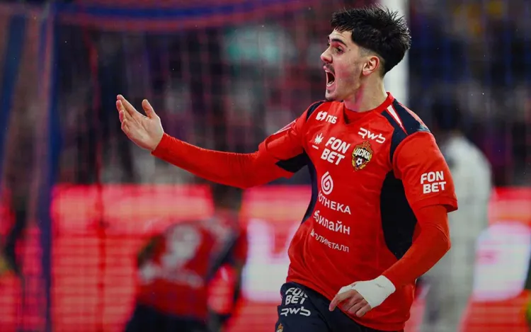 Богатырский камбэк ЦСКА. Отыгрались с Махачкалой и по пенальти пробились дальше