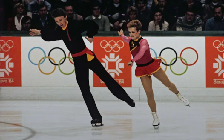 Взлетали вдвоём, а приземлились порознь. История любви и триумфа Валовой и Васильева