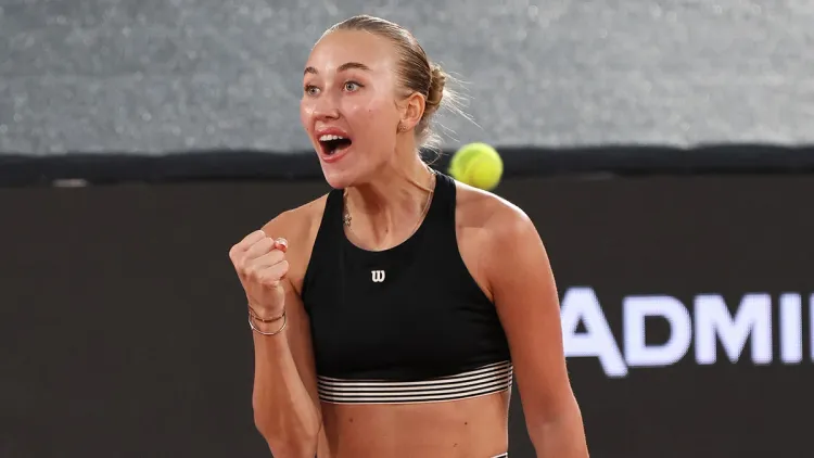 Очередь к сердцу бывшей россиянки. Потапова на корте сводит мужчин с ума