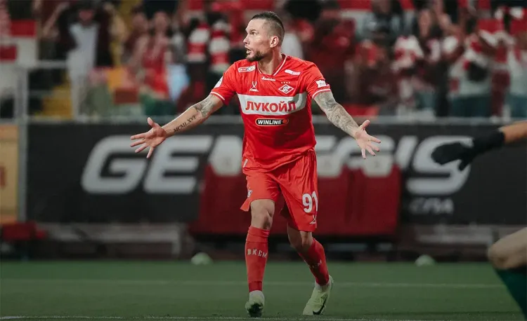 Талалаев может приютить спартаковца, Рассказов — на повышение. Трансферные слухи РПЛ