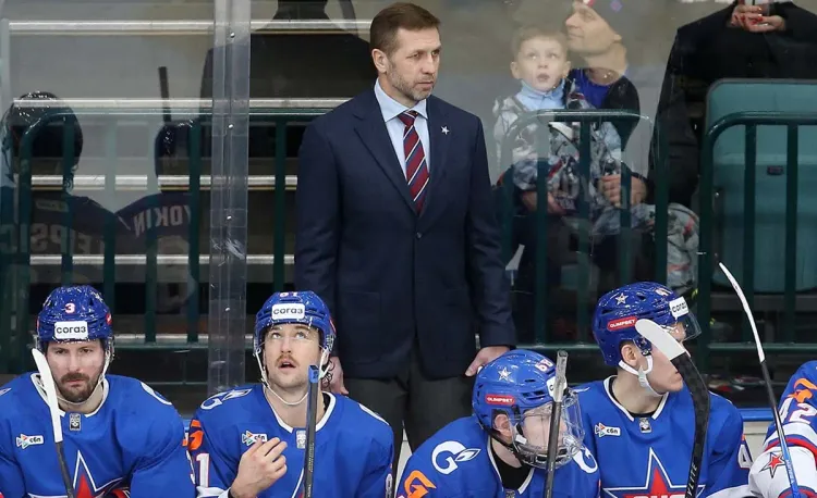 «Винить можно кого угодно». Почему в СКА много проблем, отвечает тренер команды