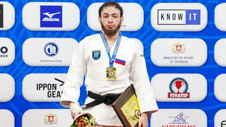 Наш Мурад заставил слушать гимн России. В Грузии – историческая победа дзюдоиста Чопанова