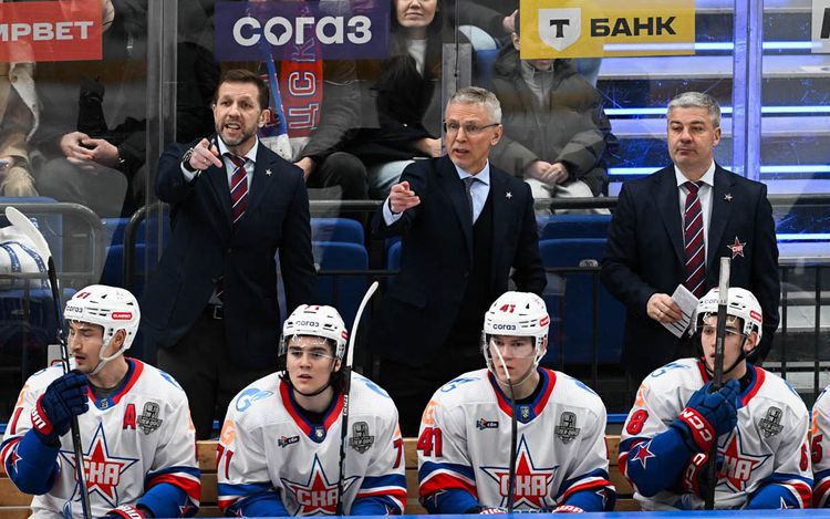 Красивый хоккей не для плей-офф. Разобрали, почему СКА проваливает серию с ЦСКА