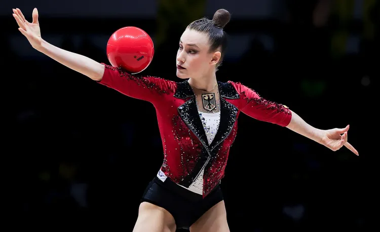Россия воспитала чемпионку, но теперь проигрывает ей. В чём Варфоломеев лучше наших