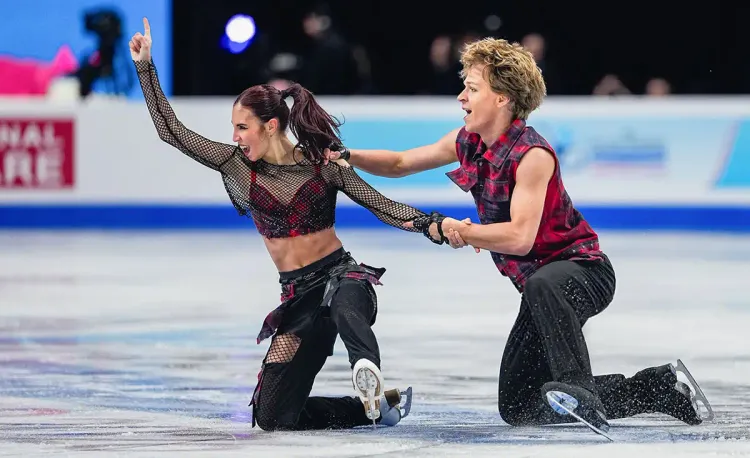 Теория заговора против Дэвис и Смолкина. Неужели музыку перепутали специально?