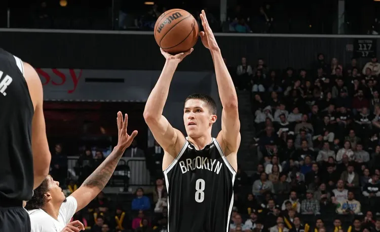 Русский снайпер в Бруклине. 19-летнего Егора Дёмина за дугой невозможно закрыть