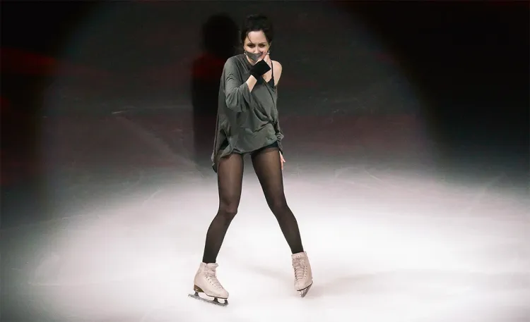 Туктамышева не просто так заклеила рот скотчем. Возможно, это послание «поклоннику»