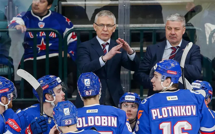 Не создан для такой работы. Не спешите критиковать Ларионова