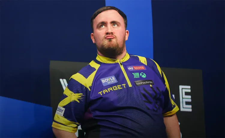 Самый сексуальный мужчина с пузом. Новый эталон женской красоты из Британии