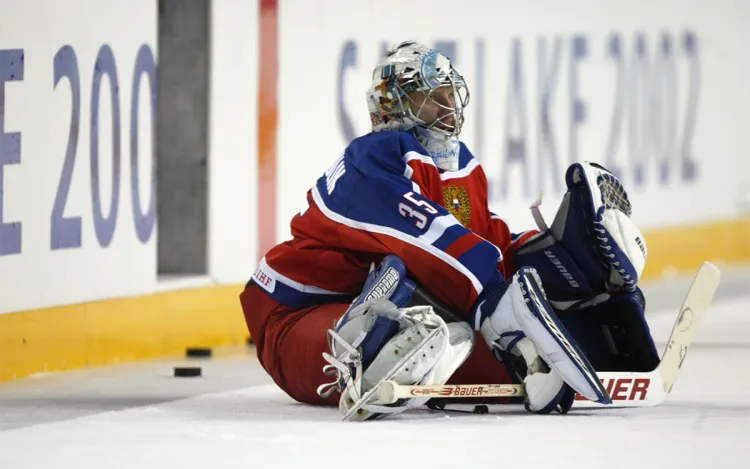 По пьяни угодил за решётку. Чёрная полоса русского вратаря в НХЛ