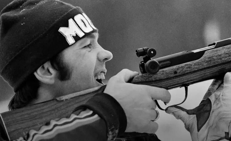 Продал золото Олимпиады, чтобы спасти карьеру сына. Великому чемпиону семья важнее медали