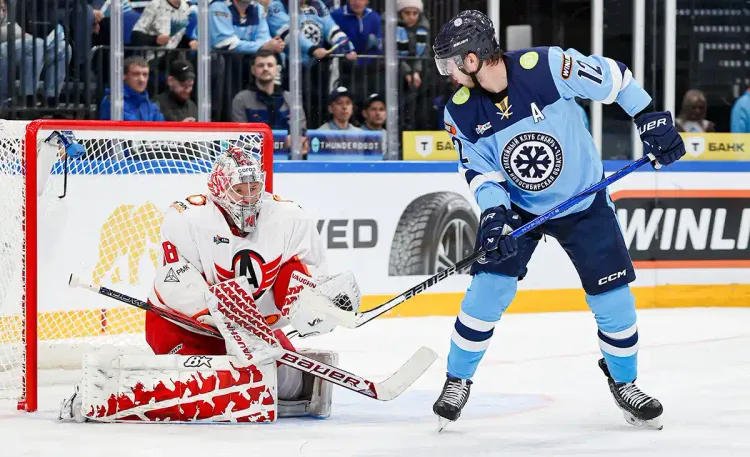 Прогноз на матч «Сибирь» – «Автомобилист». «Снежинки» удивят фаворита?