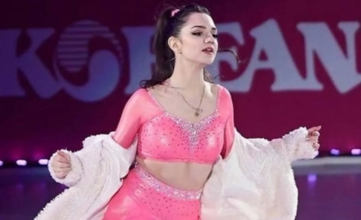 medvedeva-ice-fantasia2.webp