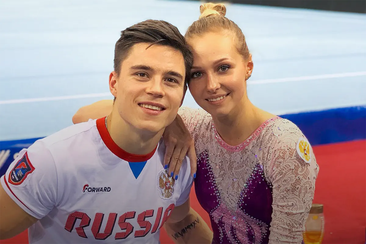 Любовь на кончиках пальцев. Как пара русских гимнастов нашла своё счастье