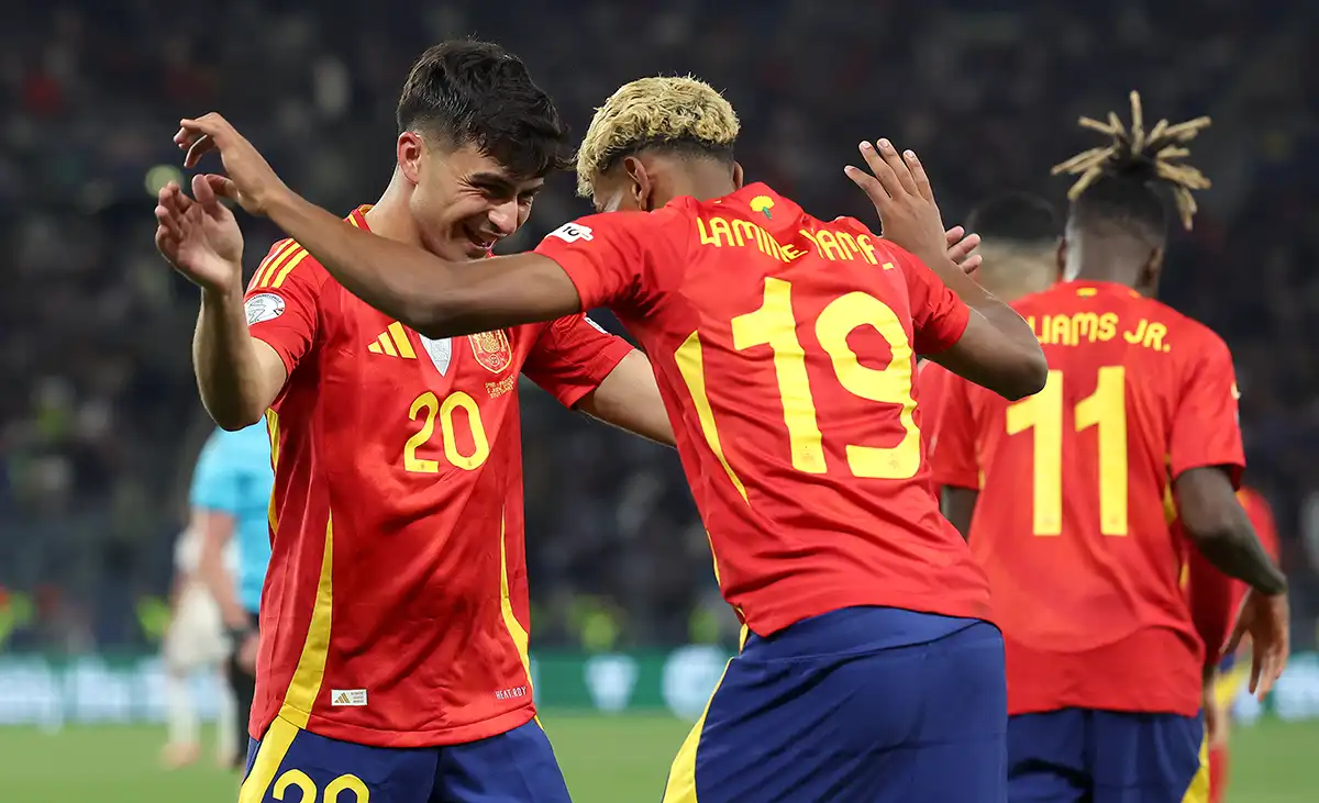 Сложный тест для сборных Турции и Испании. Проведут результативный матч отбора к ЧМ-2026?