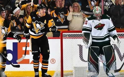 У победы нет национальности. Швед и финн помогли Малкину прервать безголевую серию.