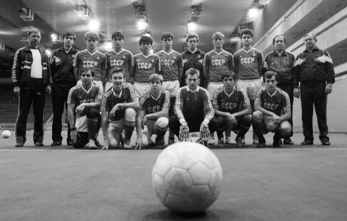 Опозорились на весь мир. Сборная СССР проиграла… шаману с бубном?