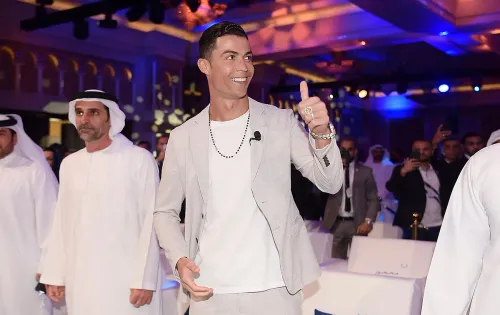 Роналду утёр нос Месси и Мбаппе. Португалец — самый высокооплачиваемый футболист